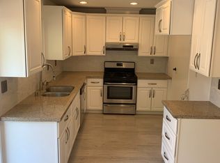 7560 Corbin Ave UNIT 2, Reseda, CA 91335