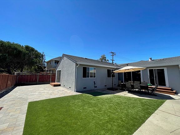 5th image of 3902 Christian Dr