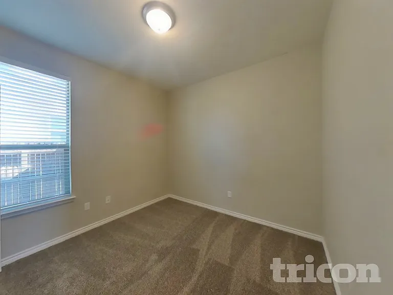 8303 Pioneer Fld — Photo 11