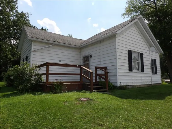 80 E Riley St, Montezuma, OH 45866