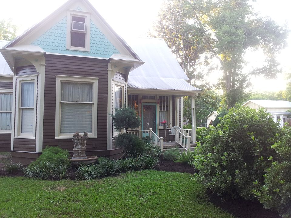 1st image of 607 Hudgins St