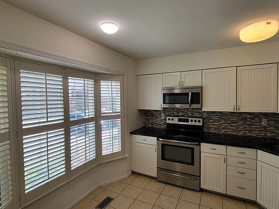 2nd image of 6106 Heron Pond Ct