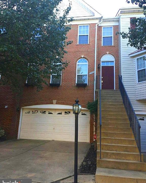 1st image of 21345 Sawyer Sq