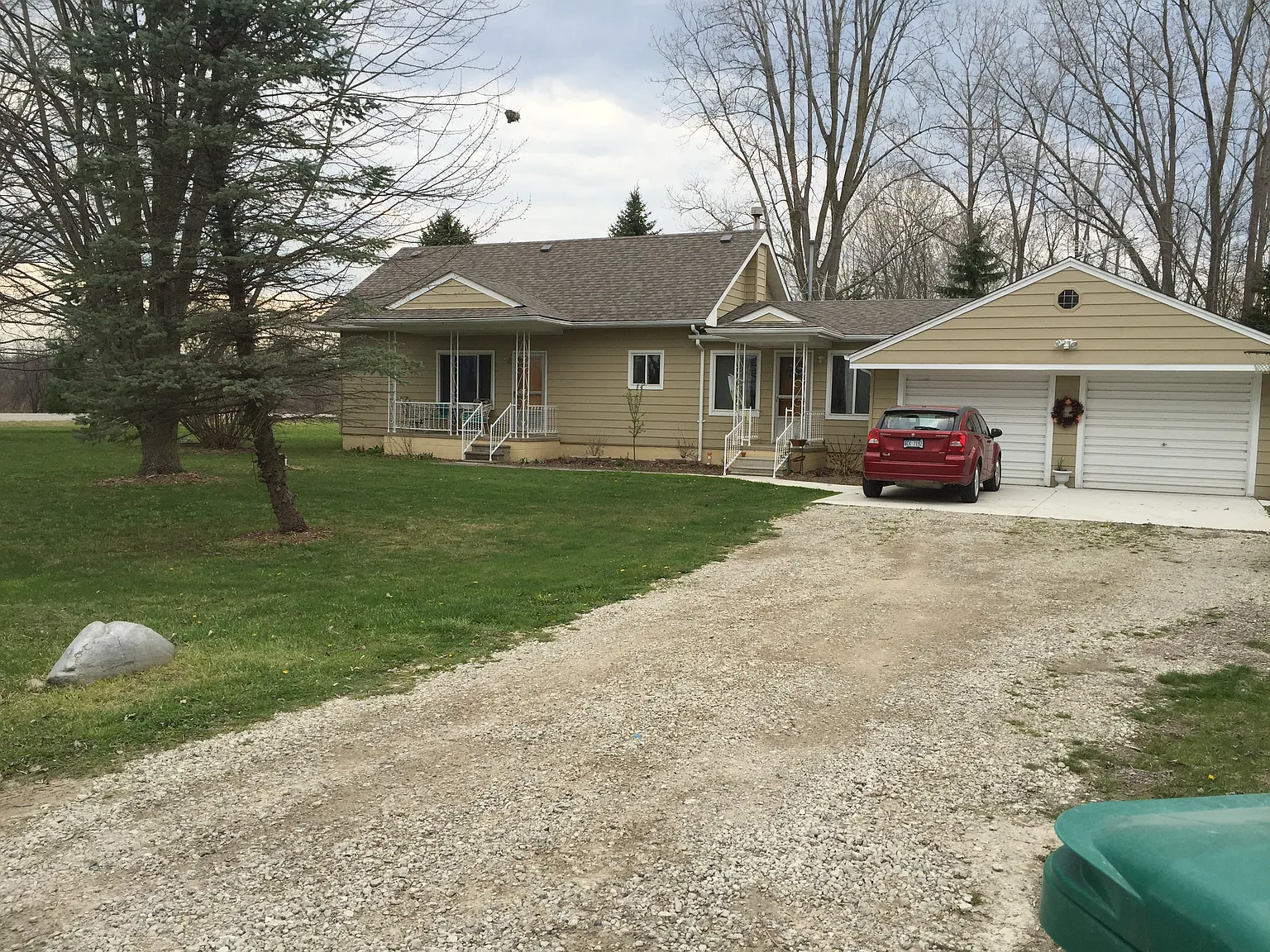 69055 Hicks Rd photo 1