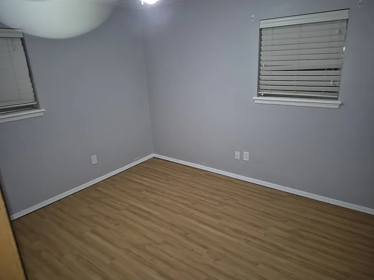 1414 E Boyd St — Photo 17