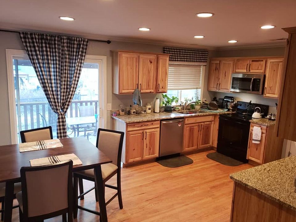 2nd image of 17727 E Montana Pl