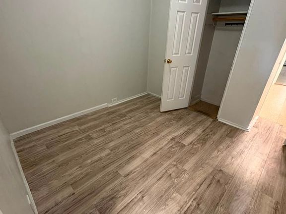 3rd image of 35 Garfield St Floor 1