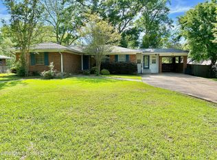 306 Green St, Summit, MS 39666