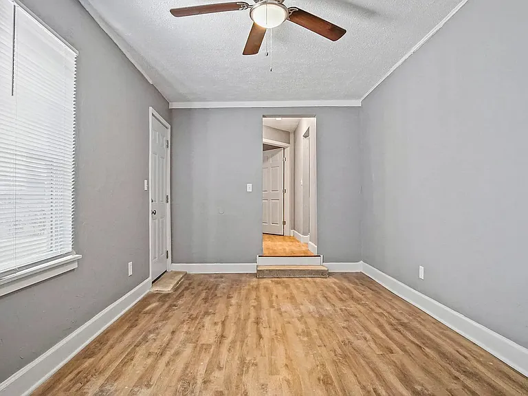 1704 Cairo Ave — Photo 25