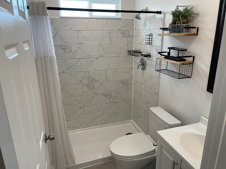 5688 Marne Ave — Photo 10