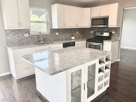 5th image of 5419 Meadowbrook St