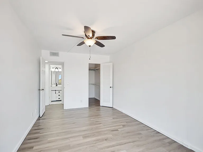 4015 Cornwall Dr #A — Photo 24