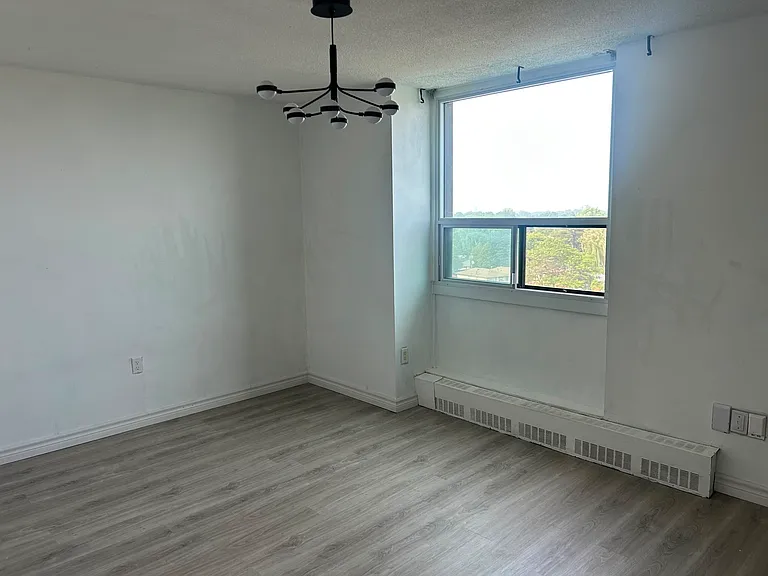 15 Torrance Rd #809 — Photo 13