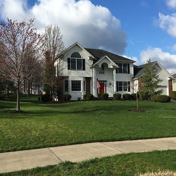 1st image of 32461 Seneca Dr