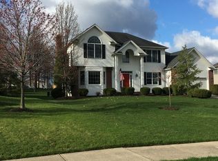 32461 Seneca Dr, Solon, OH 44139