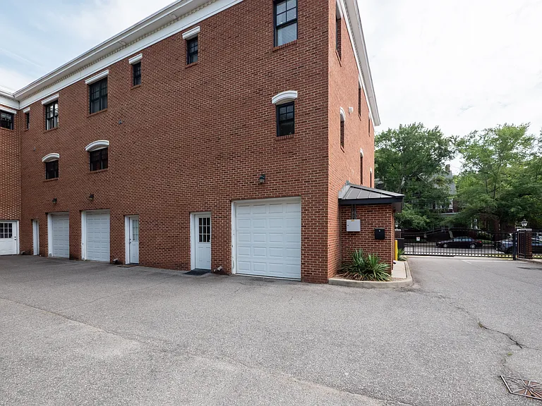 805A Westover Ave #1 — Photo 36