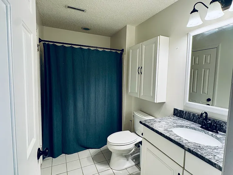 1822 Hampton Place Blvd — Photo 8