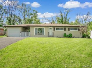 7320 Arke Dr, Belleville, IL 62223