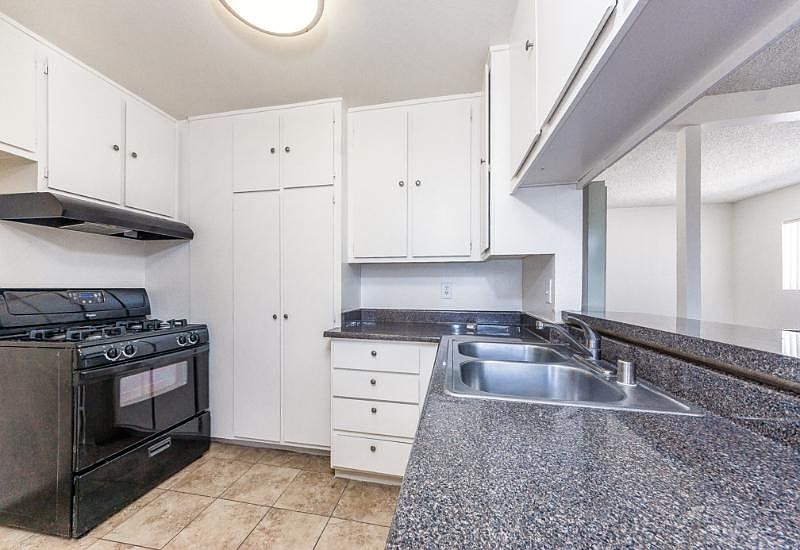 1st image of 11659 Chandler Blvd #11