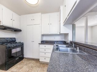 11659 Chandler Blvd #11, North Hollywood, CA 91601
