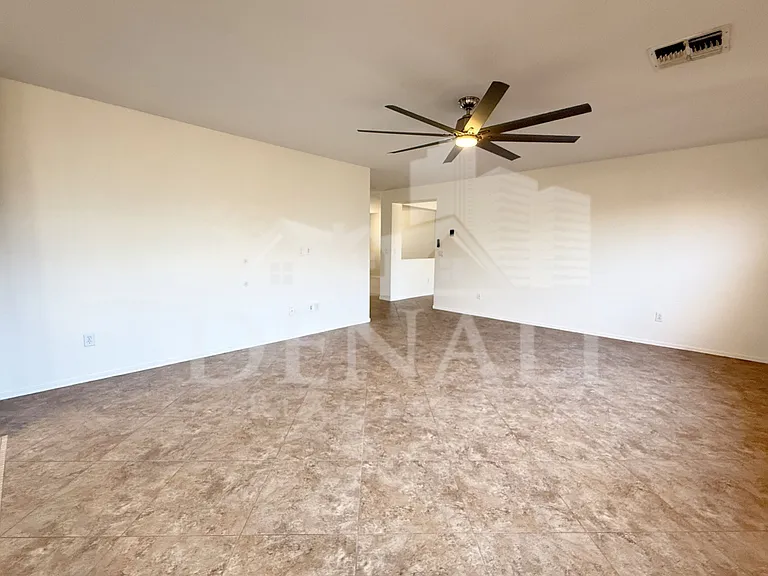 3771 E Betsy Ln — Photo 11