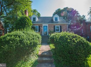 9209 Topeka St, Bethesda, MD 20817