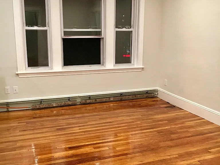 11 Quint Ave #6 — Photo 4