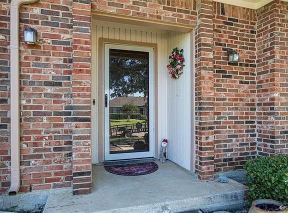 3rd image of 1649 Belltower Dr