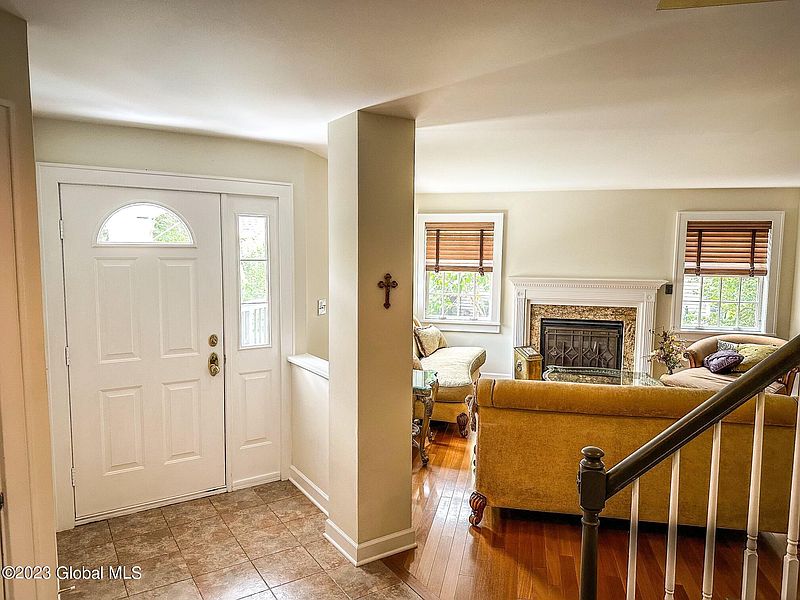 4th image of 20 Jamison Drive
