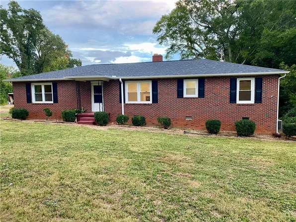 100 Gray Dr, Anderson, SC 29626