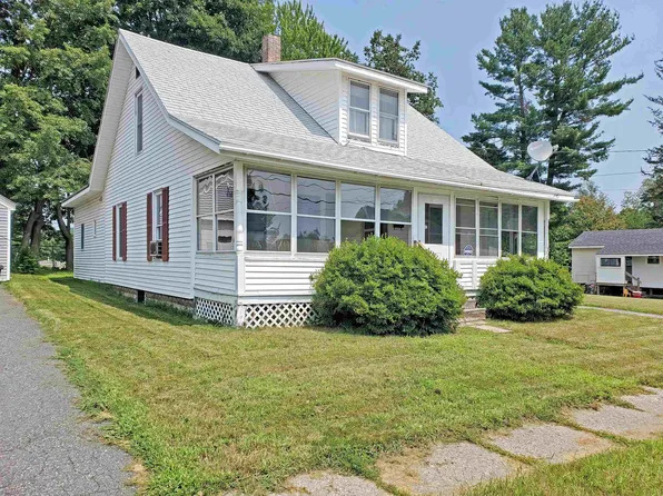 89 Oak Grove Avenue, Brattleboro, VT 05301