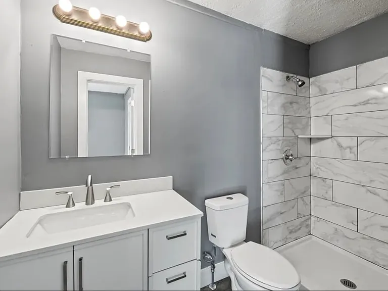 409 N Temple Ave — Photo 13