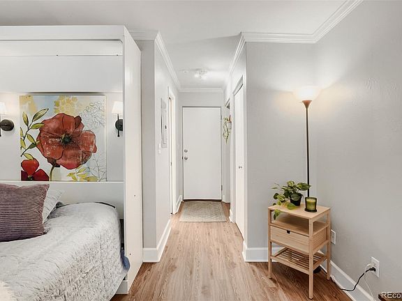 5th image of 969 S Pearl Street #305