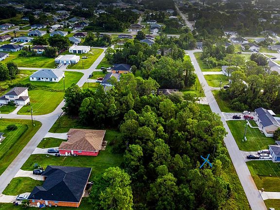 3rd image of 2424 Lola Avenue S