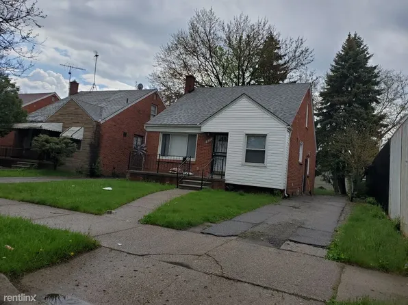 18977 Blackmoor St, Detroit, MI 48234