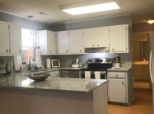 105 Harvest Cir, Florence, AL 35633