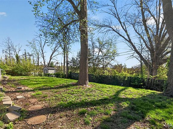 5th image of 10618 Woodwind Dr