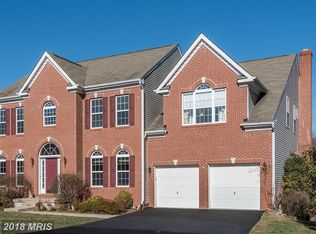 17214 Greenwood Dr, Round Hill, VA