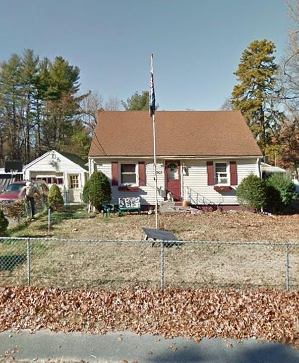 2nd image of 262 County Rd