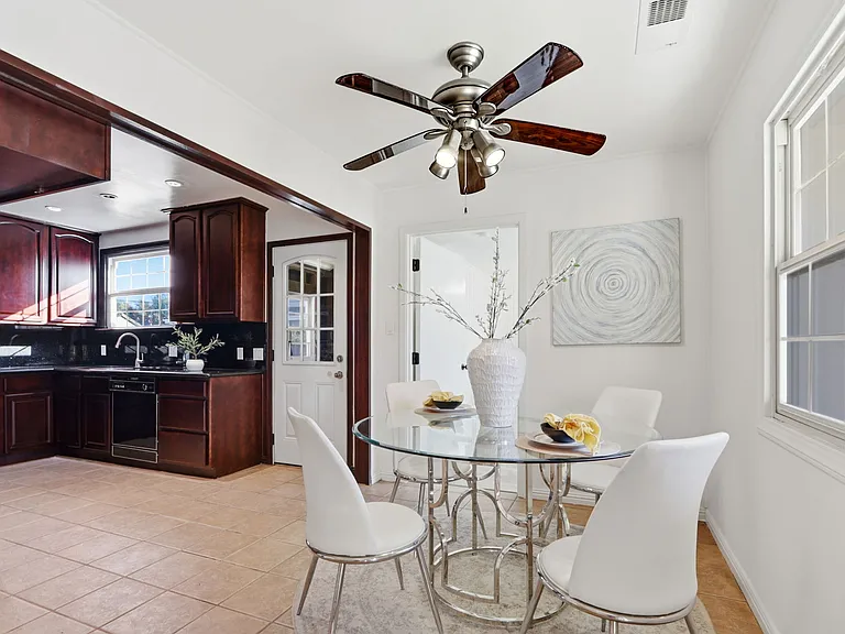 22081 Caroline Dr #1 — Photo 9