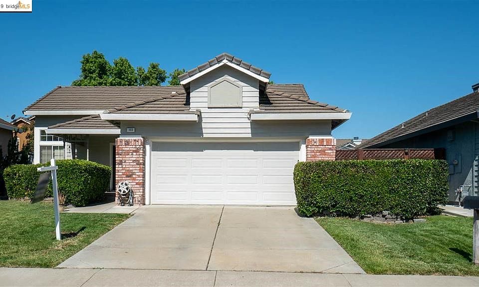 2nd image of 103 Windmill Ct