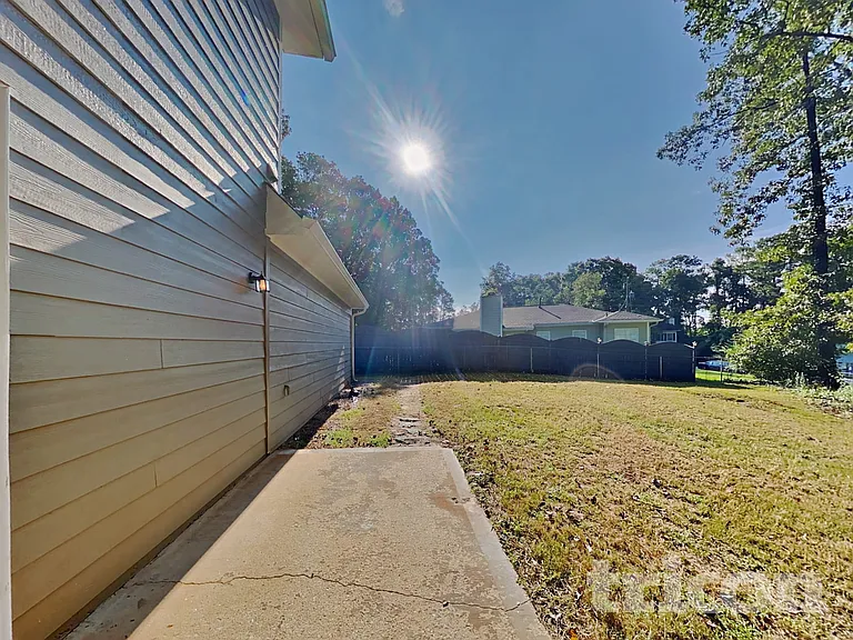 1182 Plunkett Way — Photo 17