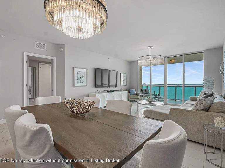 2650 Lake Shore Dr #1203 — Photo 10