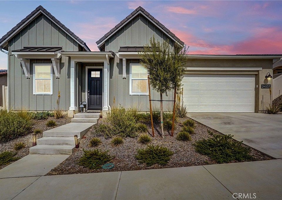 1st image of 24537 Via Sendero