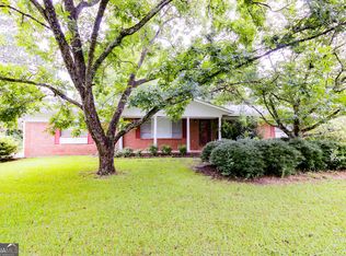 200 Circle Dr, Statesboro, GA 30461