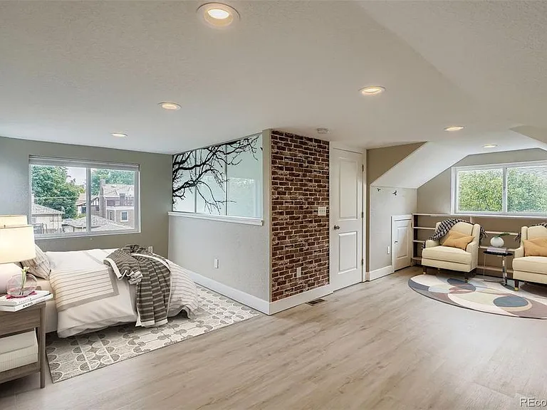 3070 Ash St — Photo 11
