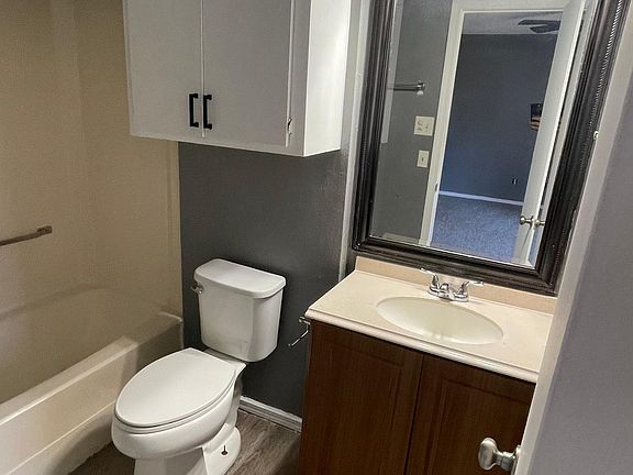 3rd image of 64 N College Ave APT A