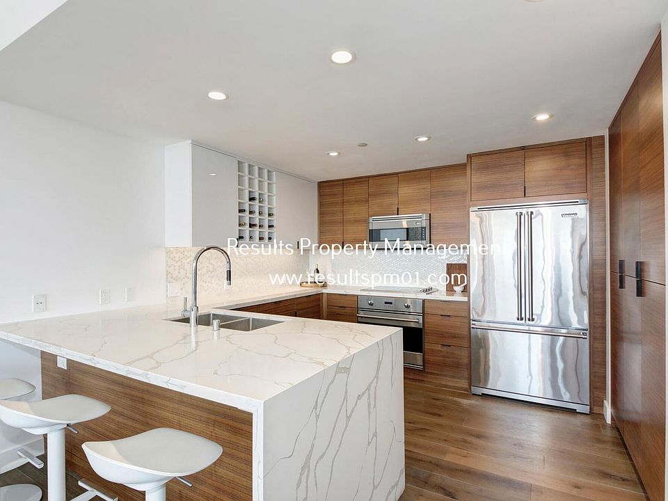 1st image of 500 J St #1607