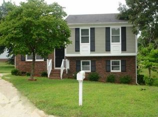 5904 Damon Ct, Raleigh, NC 27610