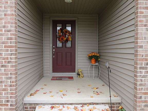 2nd image of 712 Breann Dr